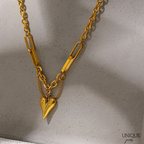 Collar con Colgante de Corazón
