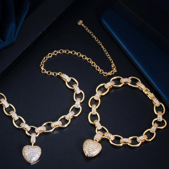 Cadena y Pulsera con Incrustaciones de Circonita